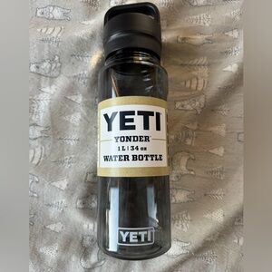 YETI Yonder Water Bottle - Black and Clear